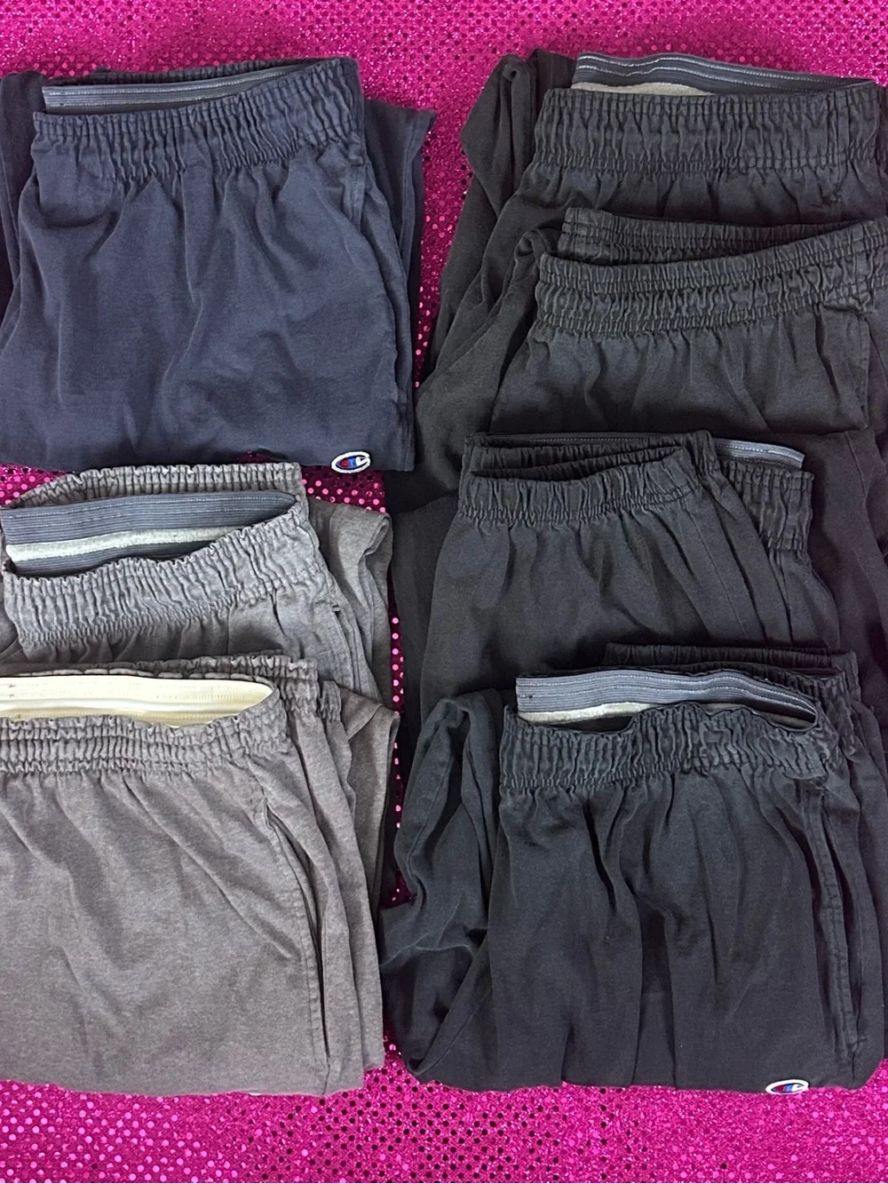 7 pairs of men's XL champion lightweight drawstring joggers